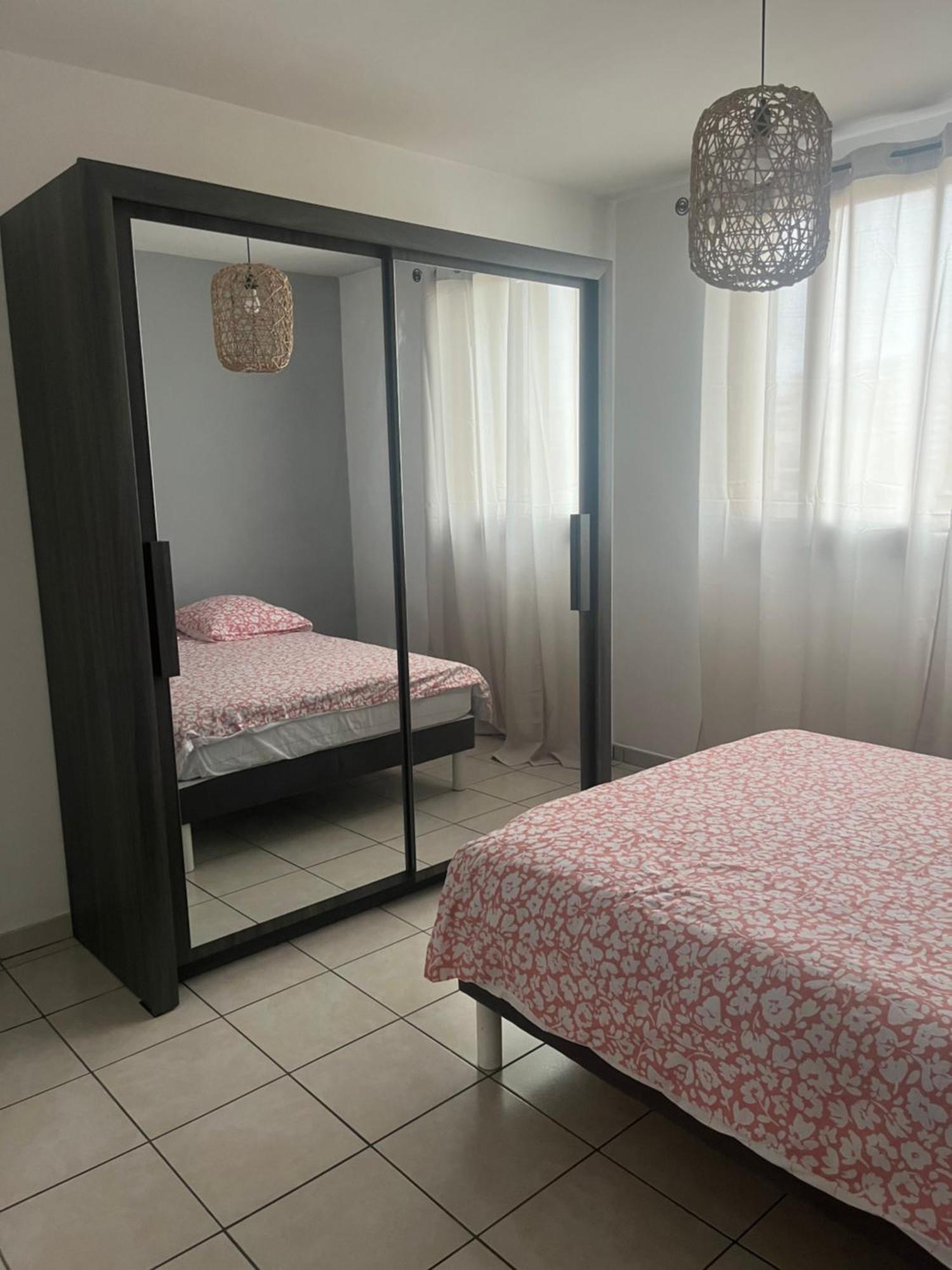 Appart T3 Proche Metro -Draps Et Serviettes Inclus Marseille Exteriör bild