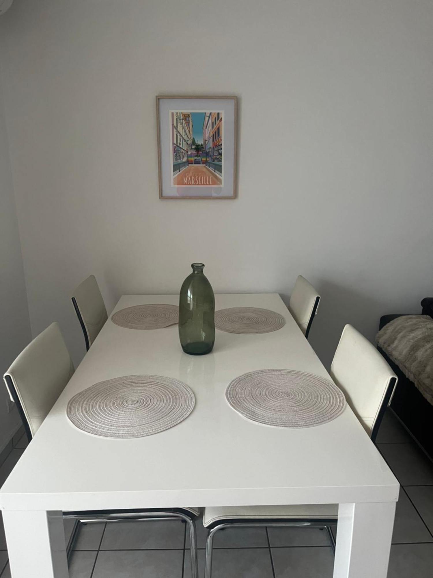 Appart T3 Proche Metro -Draps Et Serviettes Inclus Marseille Exteriör bild